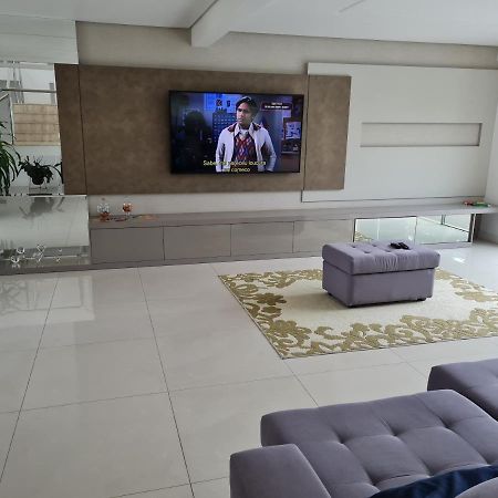 Lux House - Natureza - Piscina - Alto Padrao. Нова-Тренту Экстерьер фото